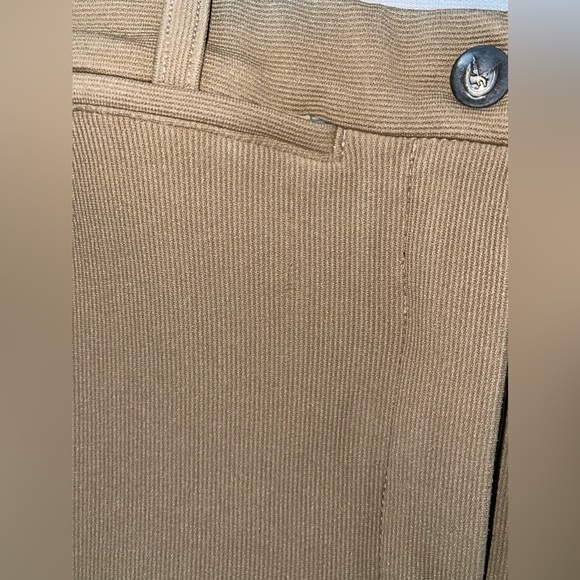 John Field full seat khaki breeches has a 24in waist by measurement - Picture 6 of 12